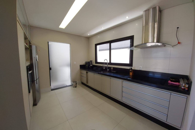 Imagem Casa com 3 Quartos à Venda, 366 m² em Bairro Do Grama - Caçapava