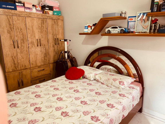 Imagem Apartamento com 3 Quartos à Venda, 94 m² em Encruzilhada - Santos