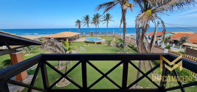 Casa com 6 Quartos à Venda, 394 m² em Morro Branco - Beberibe