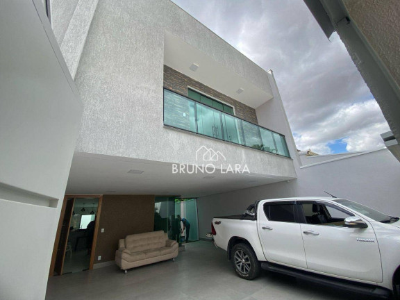 Casa com 3 Quartos à Venda, 208 m² em Espírito Santo - Betim