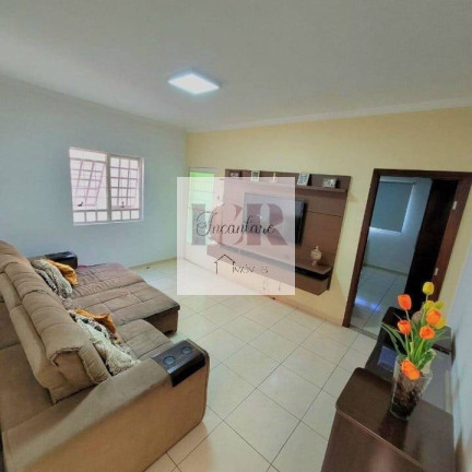 Casa com 3 Quartos à Venda, 180 m² em São Paulo