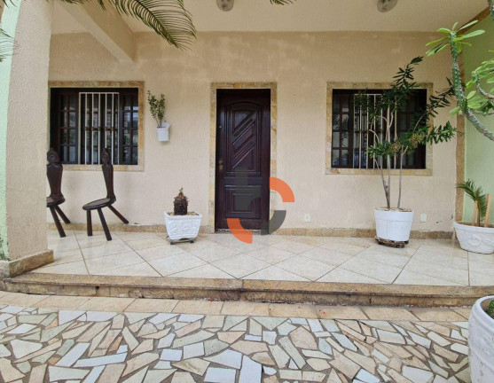 Imagem Casa com 4 Quartos à Venda, 212 m² em Caonze - Nova Iguaçu