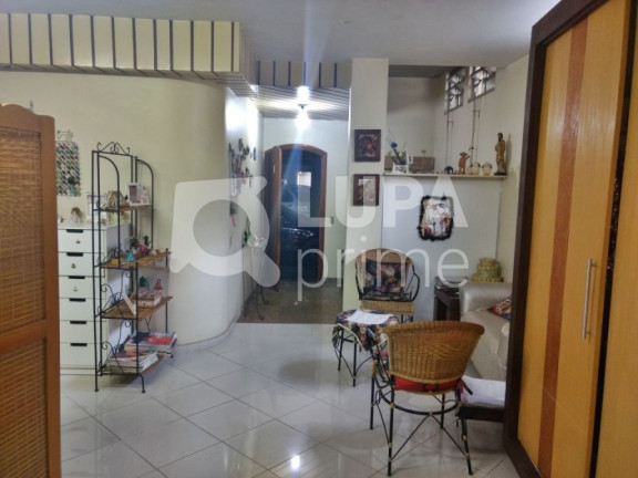 Imagem Casa com 10 Quartos à Venda, 800 m² em Vila Maria - São Paulo Imagem Casa com 10 Quartos à Venda, 800 m² em Vila Maria - São Paulo