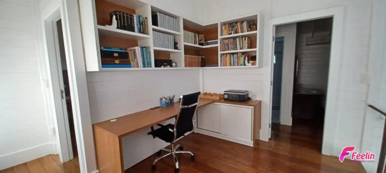 Imagem Casa com 3 Quartos à Venda, 240 m² em Vargem Grande - Florianópolis Imagem Casa com 3 Quartos à Venda, 240 m² em Vargem Grande - Florianópolis
