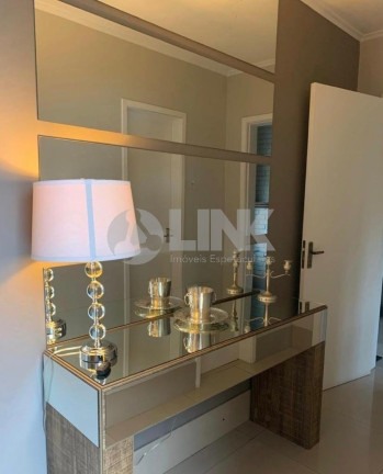 Imagem Casa com 3 Quartos à Venda, 231 m² em Jardim Itu - Porto Alegre Imagem Casa com 3 Quartos à Venda, 231 m² em Jardim Itu - Porto Alegre