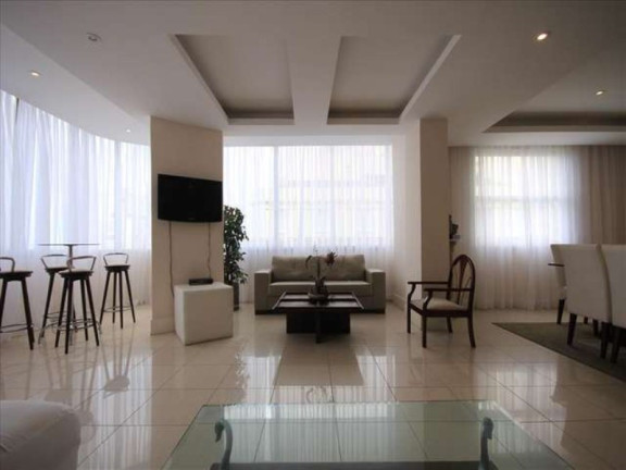 Imagem Apartamento com 3 Quartos para Temporada, 200 m² em Copacabana - Rio De Janeiro