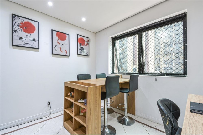 Imagem Apartamento com 2 Quartos à Venda, 65 m² em Moema - São Paulo
