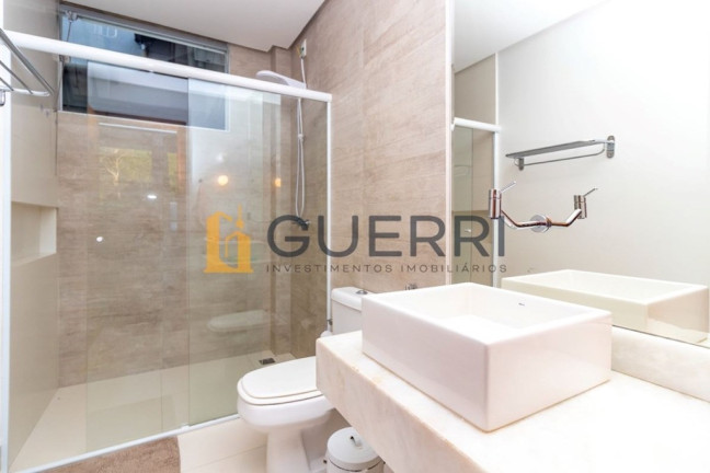 Imagem Casa com 5 Quartos à Venda, 2.072 m² em Park Way - Brasília Imagem Casa com 5 Quartos à Venda, 2.072 m² em Park Way - Brasília