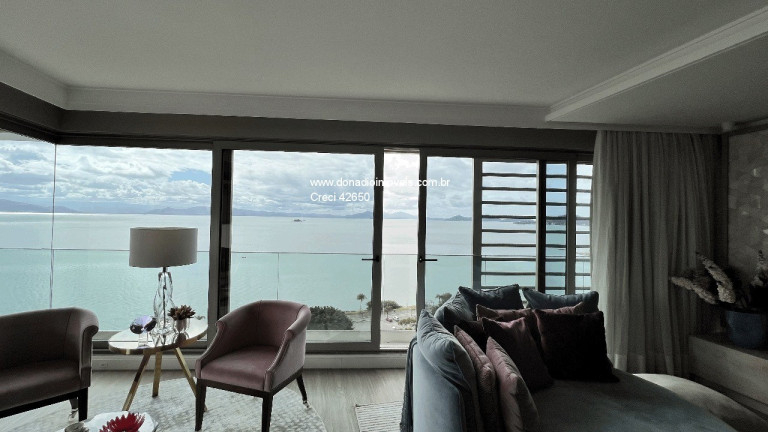 Imagem Apartamento com 3 Quartos à Venda, 209 m² em Agronômica - Florianópolis