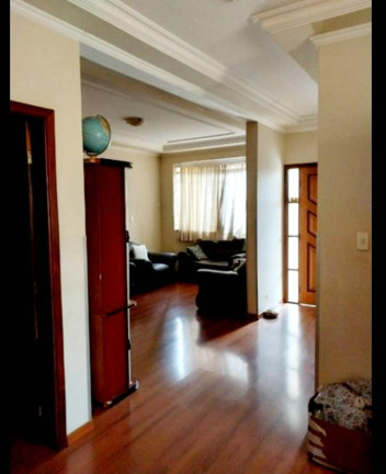 Imagem Casa com 3 Quartos à Venda, 230 m² em Zona 08 - Maringá