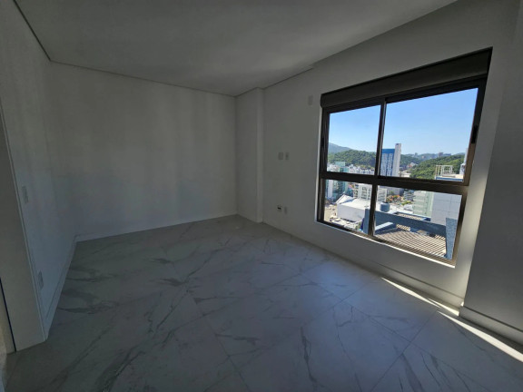 Imagem Apartamento com 4 Quartos à Venda, 168 m² em Pioneiros - Balneário Camboriú