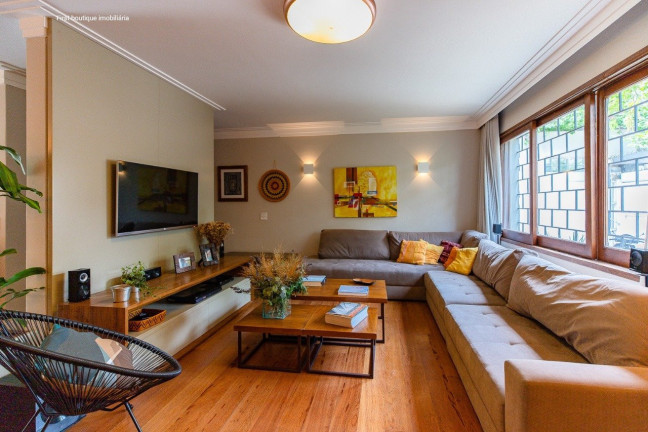 Imagem Casa com 3 Quartos à Venda, 304 m² em Moema Pássaros - São Paulo