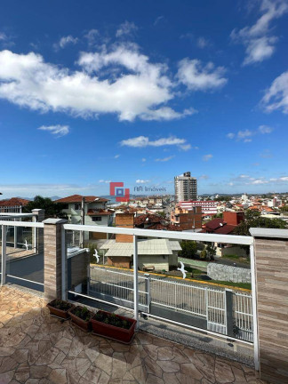 Imagem Casa com 4 Quartos à Venda, 450 m² em Barra Velha