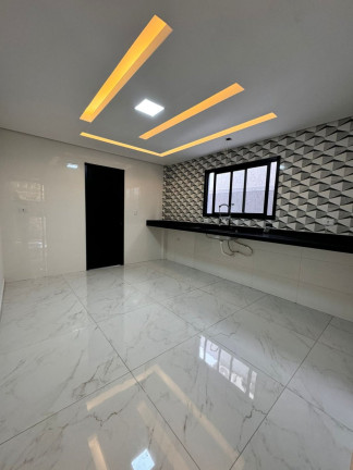 Imagem Casa com 4 Quartos à Venda, 160 m² em Guilhermina - Praia Grande Imagem Casa com 4 Quartos à Venda, 160 m² em Guilhermina - Praia Grande