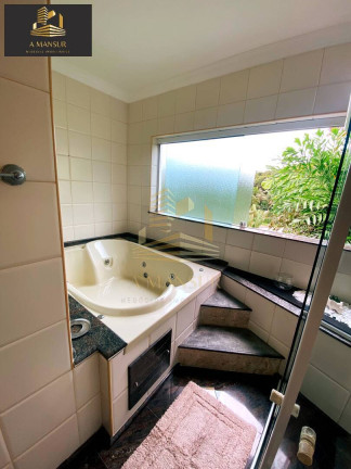 Imagem Casa com 5 Quartos para Temporada, 390 m² em Bertioga