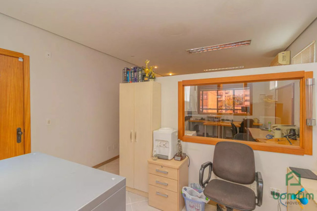 Imagem Sala Comercial à Venda, 45 m² em Petrópolis - Porto Alegre Imagem Sala Comercial à Venda, 45 m² em Petrópolis - Porto Alegre
