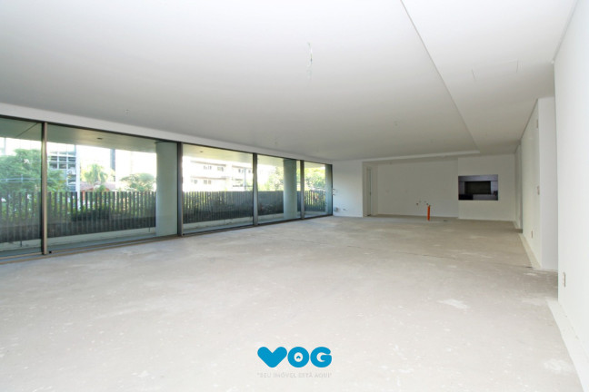 Imagem Imóvel com 3 Quartos à Venda, 388 m² em Moinhos De Vento - Porto Alegre Imagem Imóvel com 3 Quartos à Venda, 388 m² em Moinhos De Vento - Porto Alegre