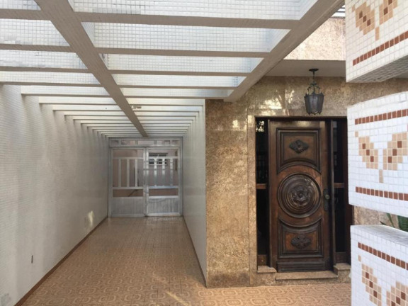 Casa com 5 Quartos para Alugar, 400 m² em Anália Franco - São Paulo