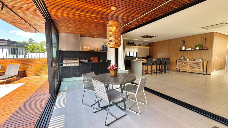 Casa com 4 Quartos à Venda, 422 m² em Santana De Parnaíba