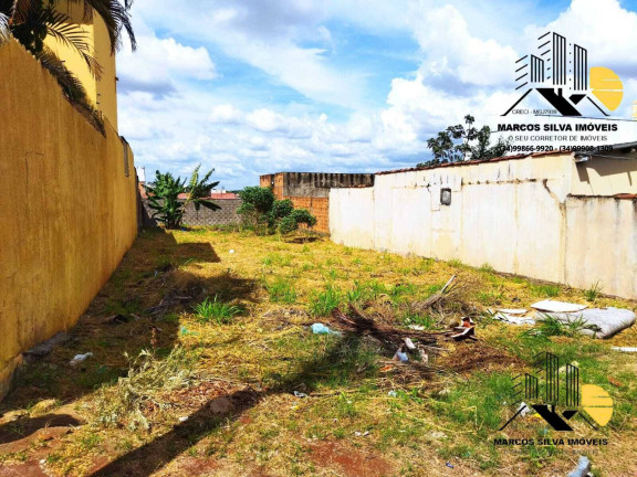 Imagem Terreno à Venda, 400 m² em Jardim Brasília - Uberlândia Imagem Terreno à Venda, 400 m² em Jardim Brasília - Uberlândia