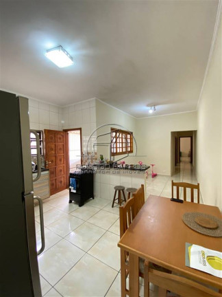 Imagem Casa com 2 Quartos à Venda, 152 m² em Caicara - Praia Grande Imagem Casa com 2 Quartos à Venda, 152 m² em Caicara - Praia Grande