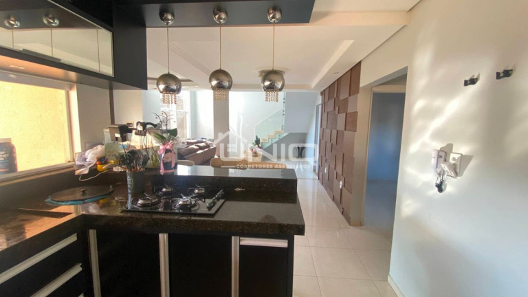 Imagem Casa com 3 Quartos à Venda, 160 m² em Aeroporto - Pato Branco