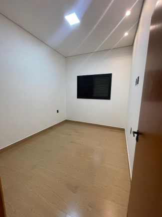 Imagem Casa com 3 Quartos à Venda,  em Residencial Dourado - Franca