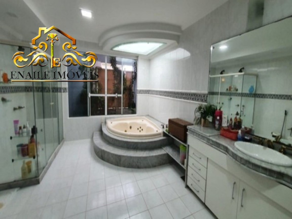 Imagem Casa com 7 Quartos à Venda, em Recreio Dos Bandeirantes - Rio De Janeiro Imagem Casa com 7 Quartos à Venda, em Recreio Dos Bandeirantes - Rio De Janeiro