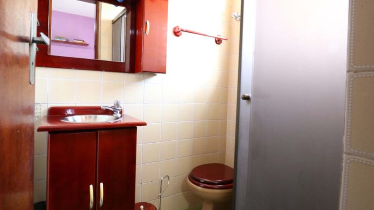 Imagem Sobrado com 3 Quartos à Venda, 250 m² em Vila Sônia - São Paulo