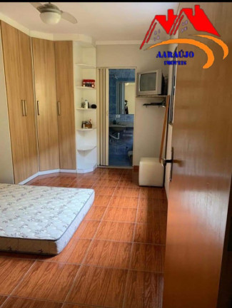 Imagem Casa com 6 Quartos à Venda, 250 m² em Metalúrgicos - Osasco