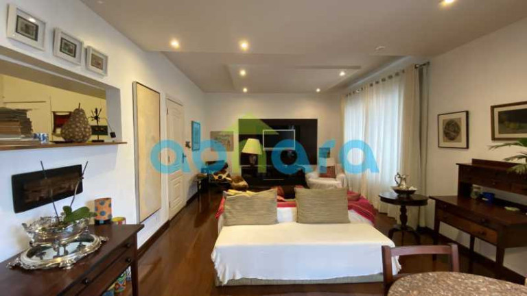 Imagem Apartamento com 3 Quartos à Venda, 132 m² em Copacabana - Rio De Janeiro
