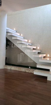 Imagem Sobrado com 4 Quartos à Venda, 203 m² em Nações - Balneário Camboriú Imagem Sobrado com 4 Quartos à Venda, 203 m² em Nações - Balneário Camboriú
