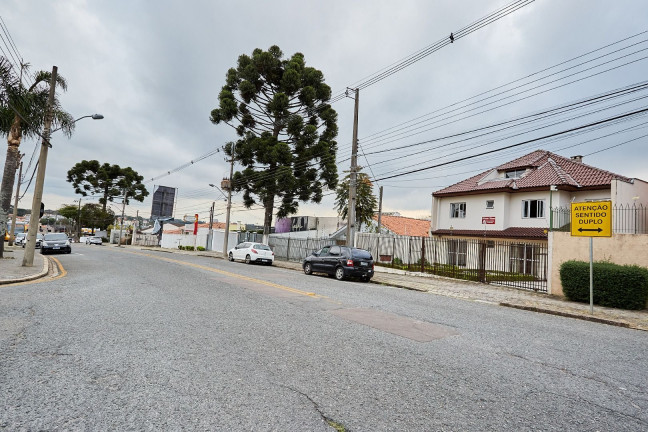 Imagem Casa com 4 Quartos à Venda, 353 m² em Batel - Curitiba