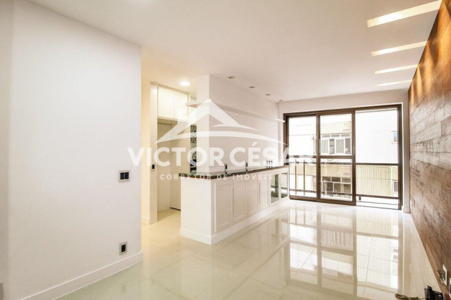 Imagem Apartamento com 1 Quarto à Venda, 36 m² em Leblon - Rio De Janeiro Imagem Apartamento com 1 Quarto à Venda, 36 m² em Leblon - Rio De Janeiro