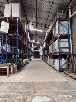 Imagem Galpão para Alugar, 1.930 m² em Tabapuá - Caucaia