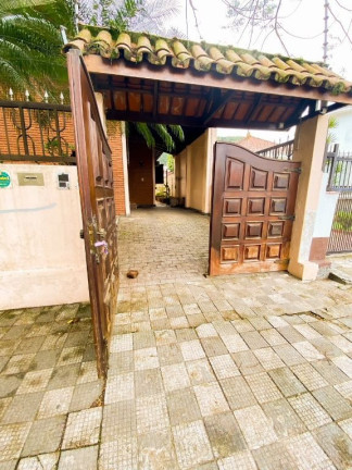 Casa com 3 Quartos à Venda, 245 m² em Pitangueiras - Guarujá