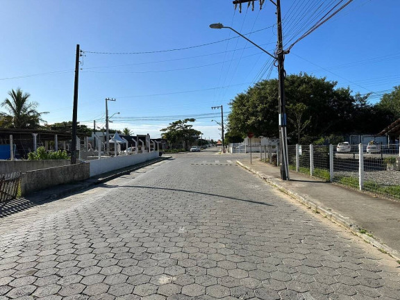 Imagem Casa com 3 Quartos à Venda, 120 m² em Centro - Balneário Barra Do Sul Imagem Casa com 3 Quartos à Venda, 120 m² em Centro - Balneário Barra Do Sul