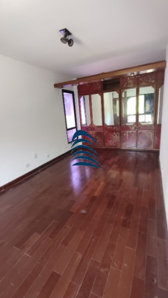 Imagem Imóvel com 4 Quartos à Venda, 211 m² em Itaigara - Salvador Imagem Imóvel com 4 Quartos à Venda, 211 m² em Itaigara - Salvador