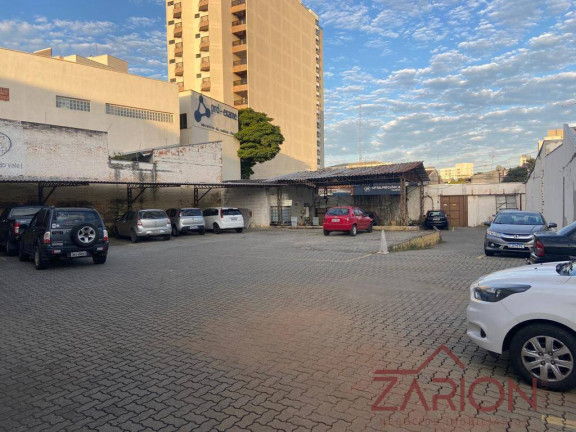 Imagem Ponto Comercial à Venda, 1.100 m² em Centro - Taubaté Imagem Ponto Comercial à Venda, 1.100 m² em Centro - Taubaté