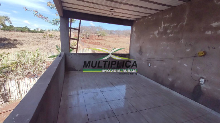 Imagem Chácara à Venda, 2 m² em Centro - Uberlândia Imagem Chácara à Venda, 2 m² em Centro - Uberlândia