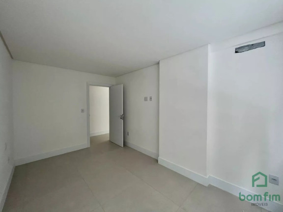 Imagem Apartamento com 3 Quartos à Venda, 130 m² em Centro - Torres Imagem Apartamento com 3 Quartos à Venda, 130 m² em Centro - Torres