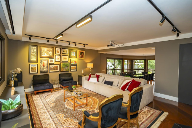 Apartamento com 3 Quartos à Venda, 350 m² em água Verde - Curitiba