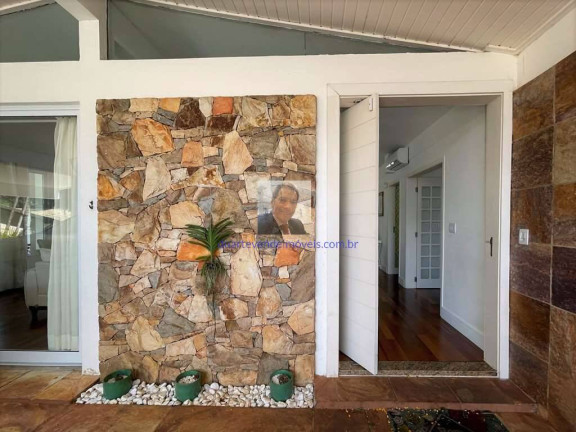 Imagem Casa com 4 Quartos à Venda, 850 m² em Vila Santo Antônio - Cotia Imagem Casa com 4 Quartos à Venda, 850 m² em Vila Santo Antônio - Cotia