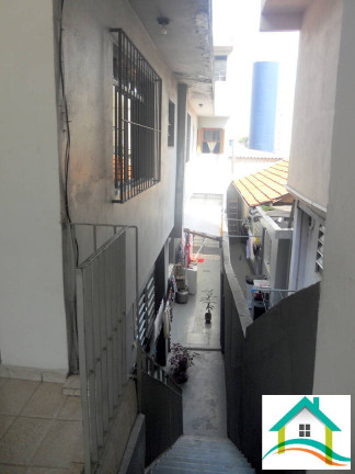 Imagem Casa com 2 Quartos à Venda, 253 m² em Vila Palmares - Santo André