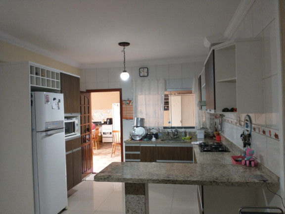 Imagem Casa com 2 Quartos à Venda, 77 m² em Vila São José - Taubaté Imagem Casa com 2 Quartos à Venda, 77 m² em Vila São José - Taubaté