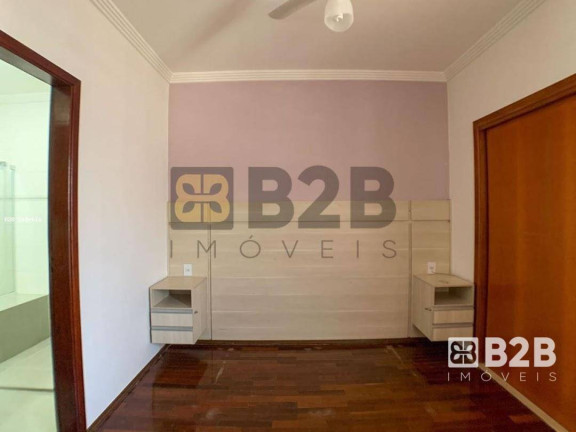 Imagem Casa com 3 Quartos à Venda, 300 m² em Jardim Estoril Iv - Bauru Imagem Casa com 3 Quartos à Venda, 300 m² em Jardim Estoril Iv - Bauru