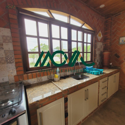 Imagem Casa com 3 Quartos à Venda, 118 m² em Brandalize - Itapoá