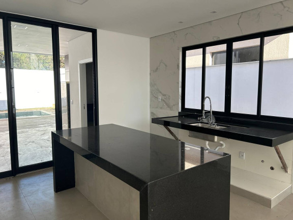 Imagem Casa com 3 Quartos à Venda, 380 m² em Condominio Portal Do Igarapé - Igarapé