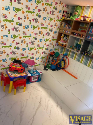 Imagem Casa com 4 Quartos à Venda, em Golden Park - Jacareí Imagem Casa com 4 Quartos à Venda, em Golden Park - Jacareí