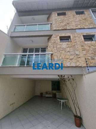 Sobrado com 4 Quartos à Venda, 268 m² em Vila Gilda - Santo André